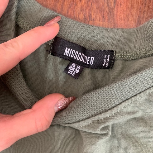 Missguided t-shirt - Picture 2 of 2